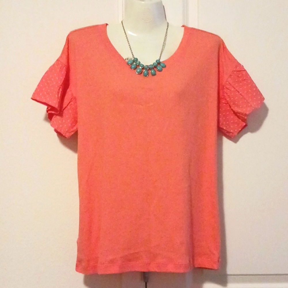 Never worn Loft shirt with torquise necklace